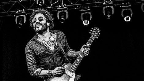 Lenny Kravitz Relies on Mackie DL Series in the Studio and on Tour